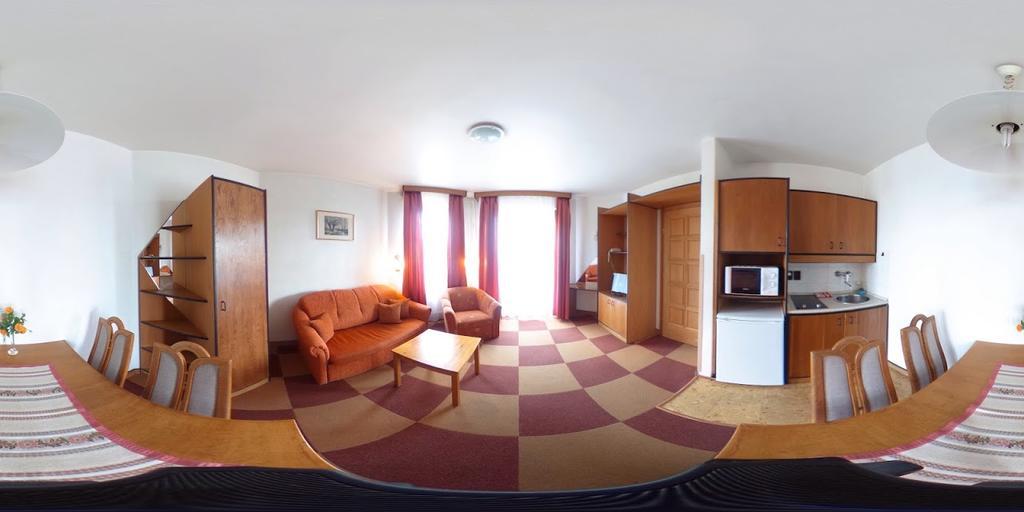 Dominika Apartman Hotel Budapest Exterior photo